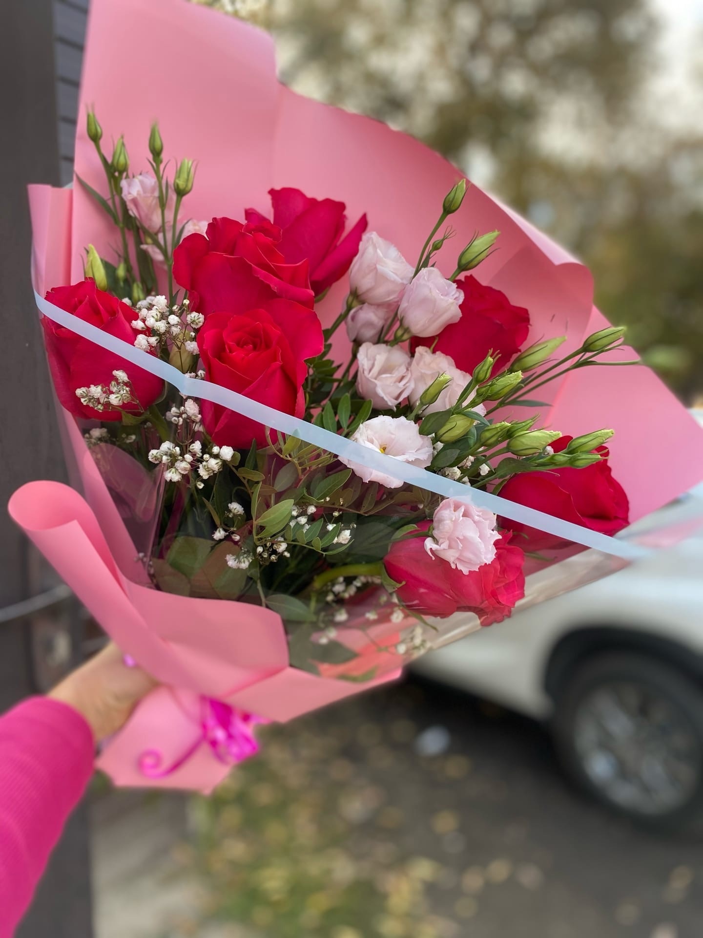 Букет из роз,кустовых роз